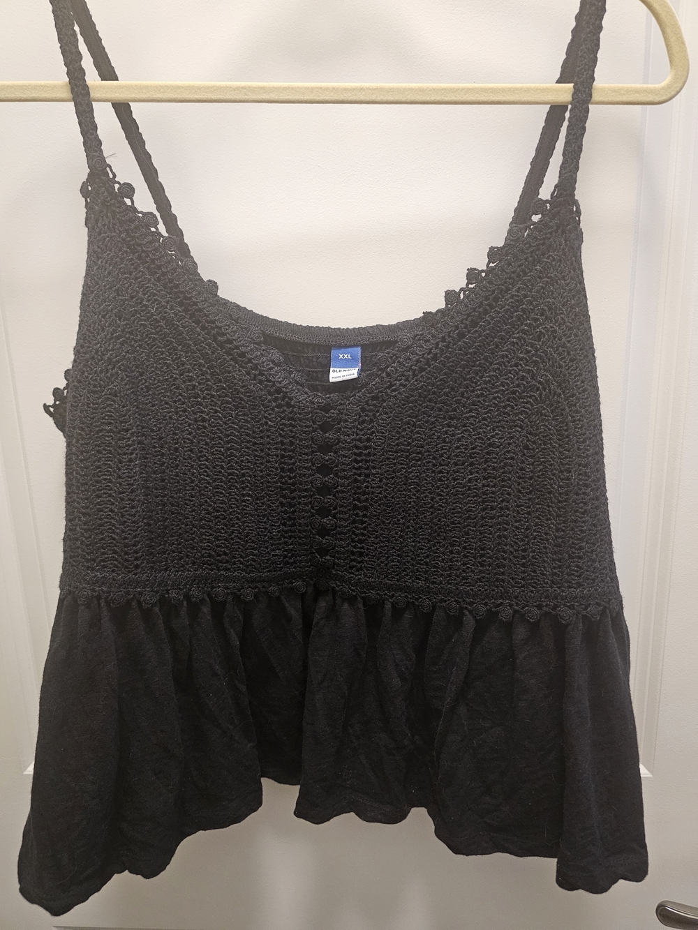 Old Navy Black Crochet Camisole with Ruffle Hem